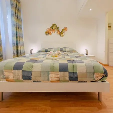 Apartment Vatican Elegant *