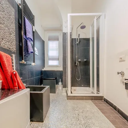 Vatican Elegant Apartment