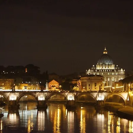 Vatican Elegant Apartment *