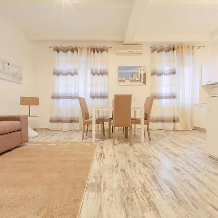 Apartment Vatican Elegant